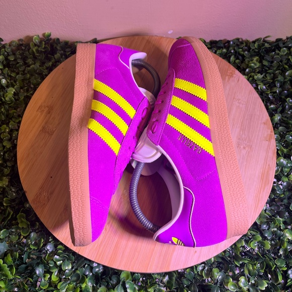 🔥 ADIDAS GAZELLE LOW TOP PURPLE SOLAR YELLOW WOMENS SNEAKERS SIZE 7.5 - Picture 6 of 9